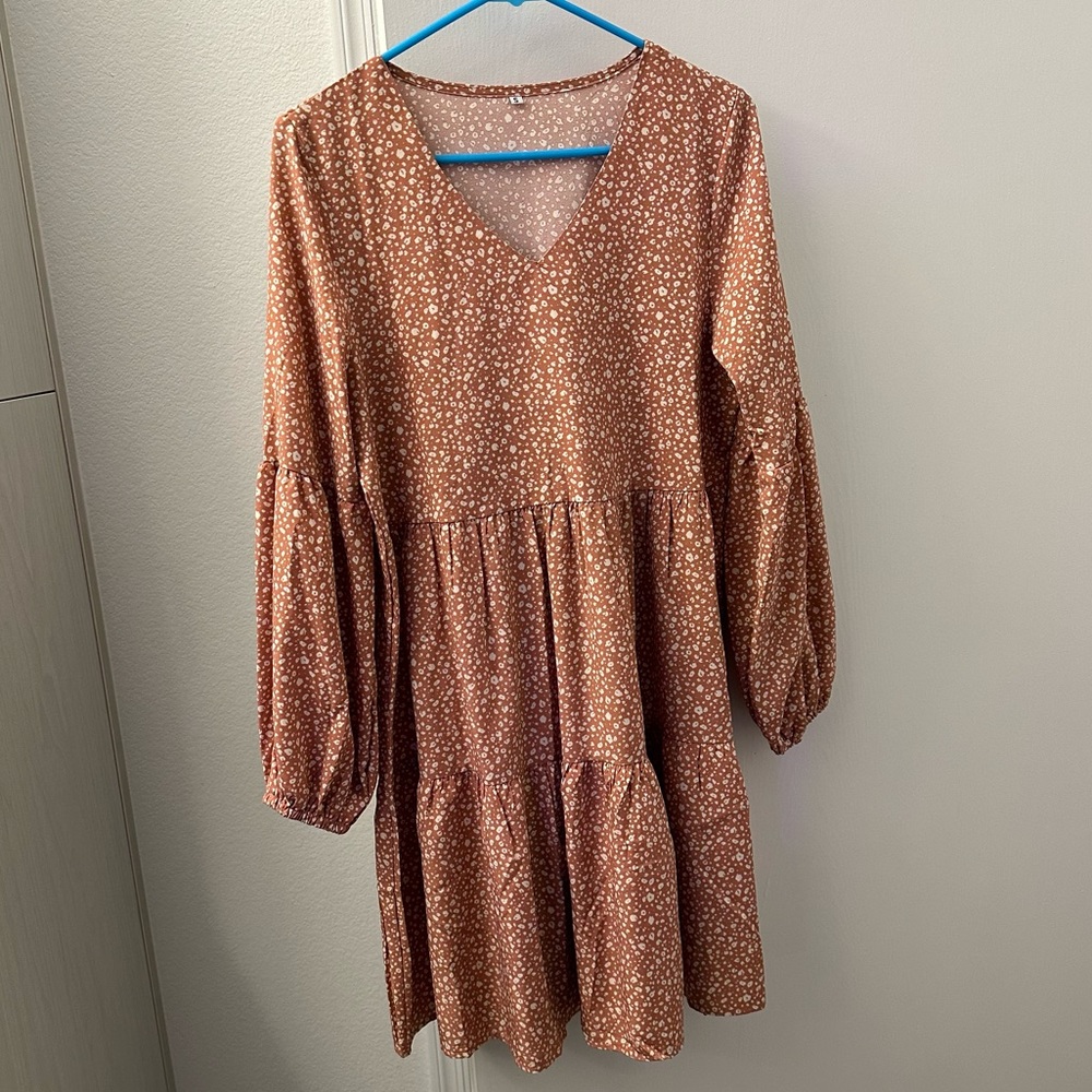 NWOT knee length peplum mini dress